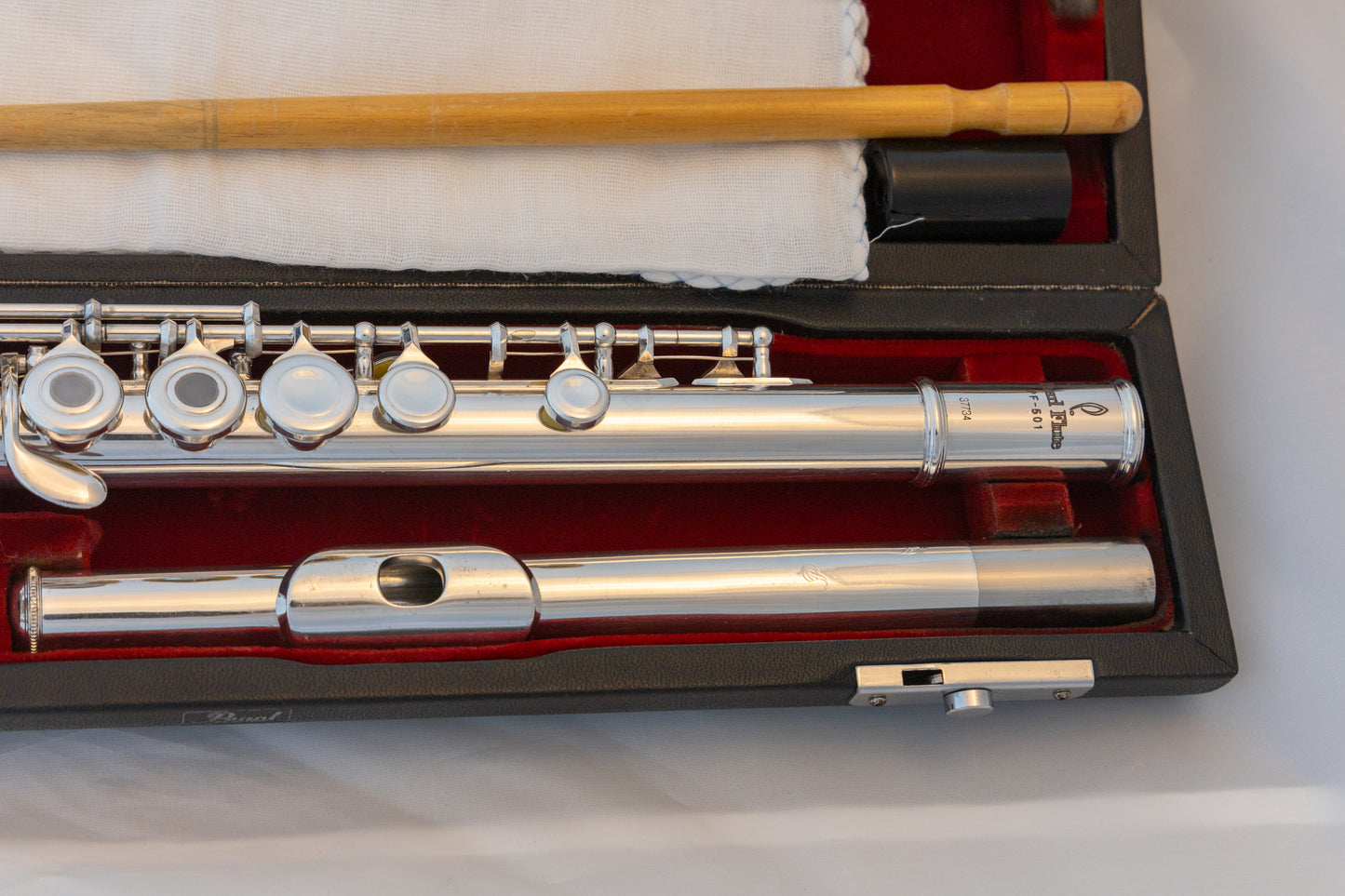 Pearl PF-501 Flute Silver-plated *Open-hole *Made in Japan *Cleaned & Serviced *Ready to play