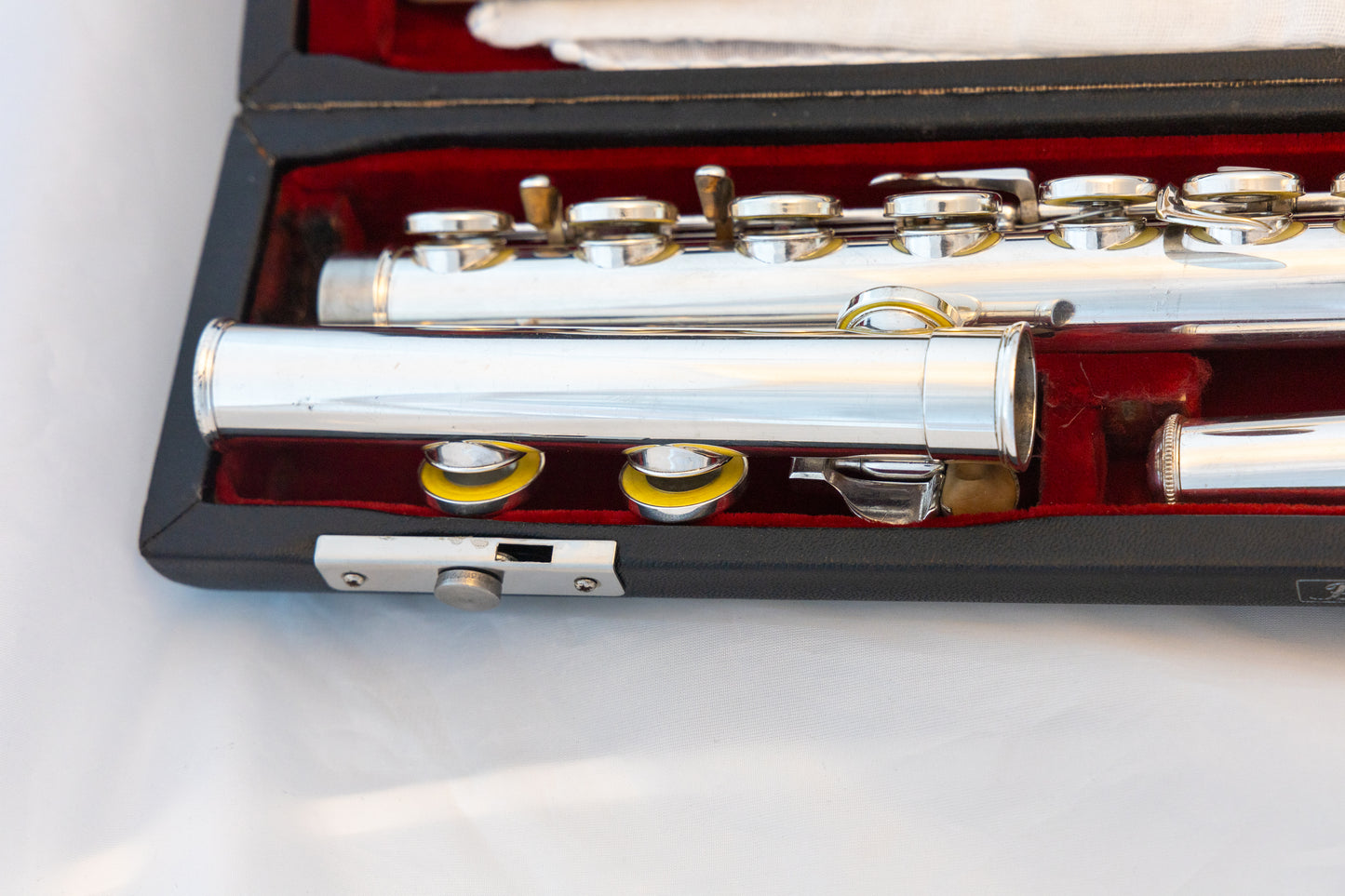 Pearl PF-501 Flute Silver-plated *Open-hole *Made in Japan *Cleaned & Serviced *Ready to play