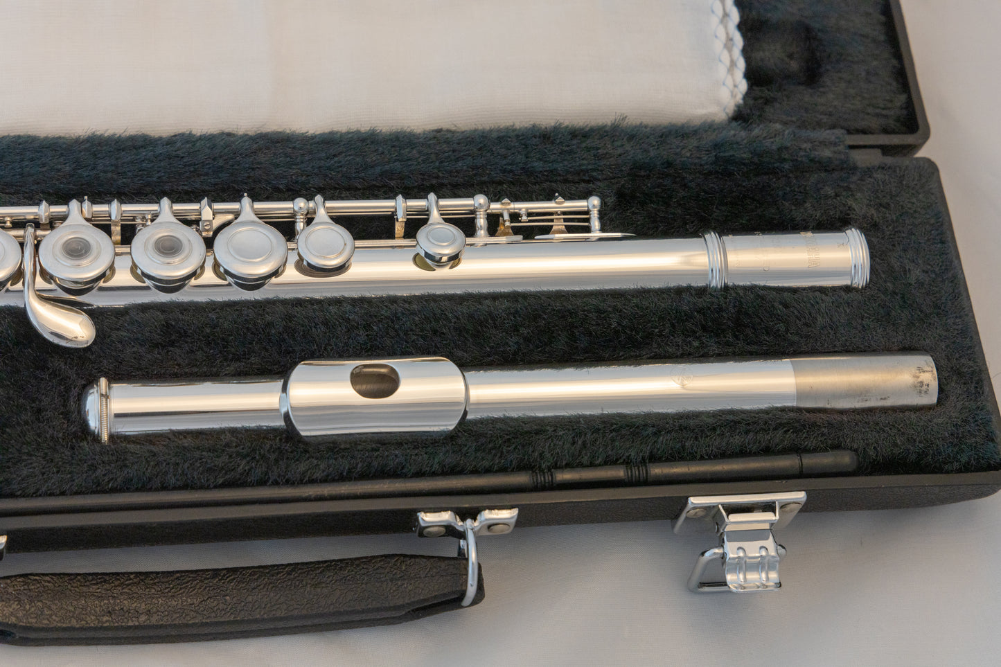 Yamaha YFL-281 Open-Hole Intermediate Flute *Made in Japan *Cleaned & Serviced