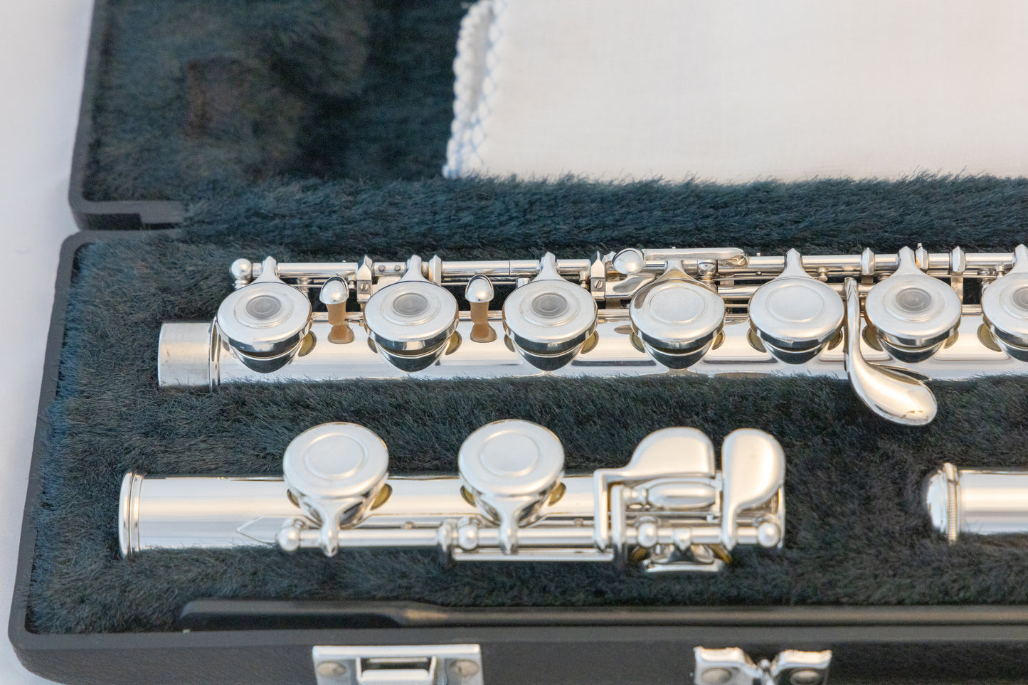 Yamaha YFL-281 Open-Hole Intermediate Flute *Made in Japan *Cleaned & Serviced