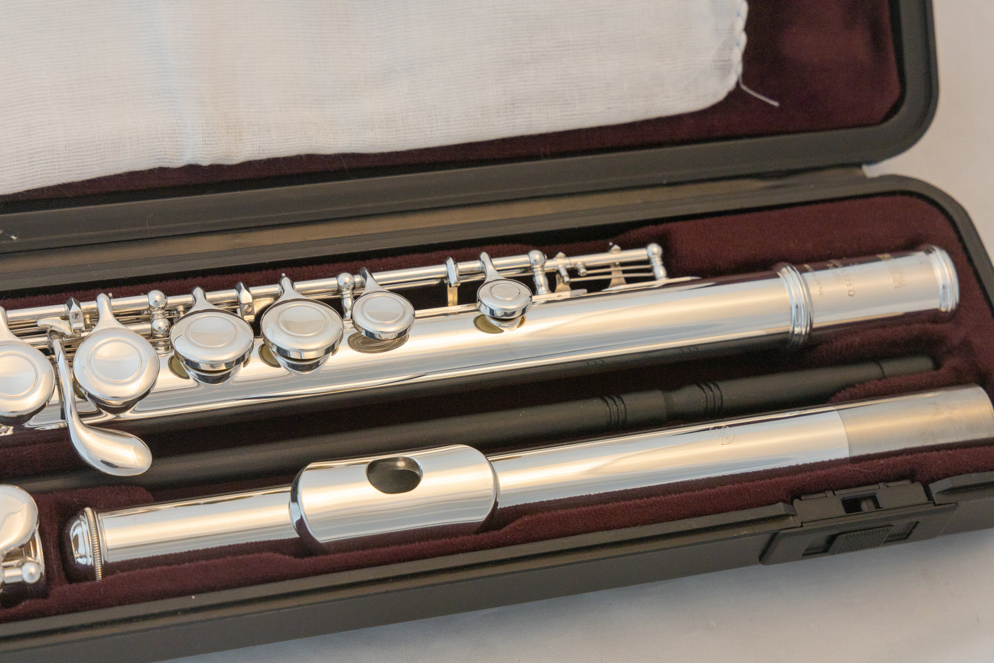 Yamaha YFL-211 Standard Silver-plated Flute *Cleaned & Serviced *Ready to play *Mint