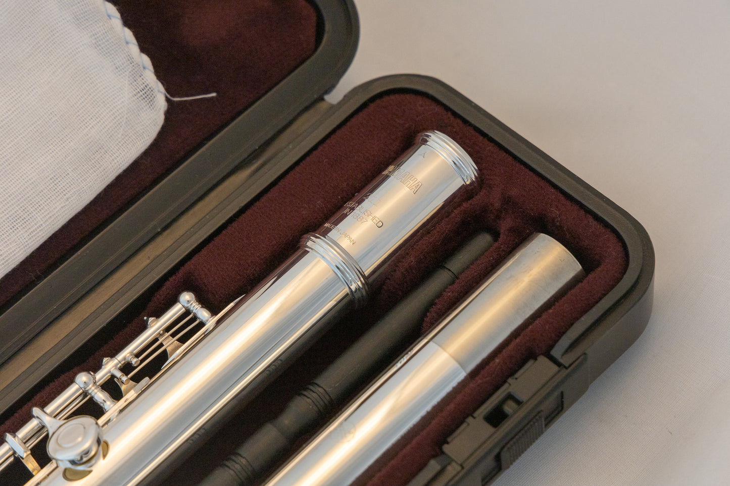 Yamaha YFL-211 Standard Silver-plated Flute *Cleaned & Serviced *Ready to play *Mint
