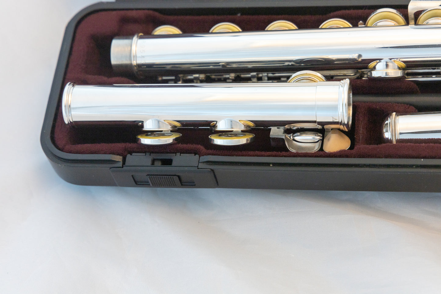 Yamaha YFL-211 Standard Silver-plated Flute *Cleaned & Serviced *Ready to play *Mint