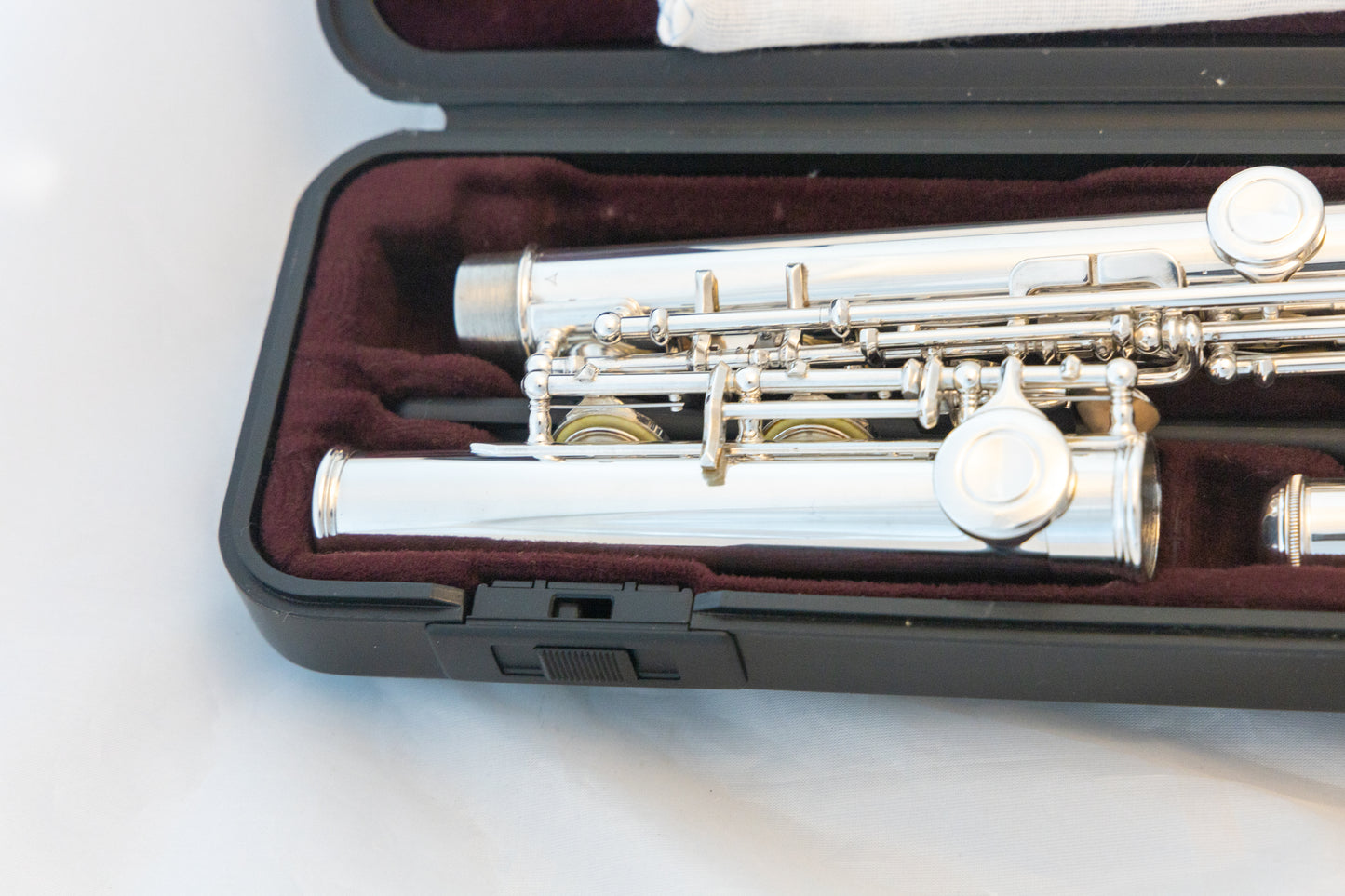 Yamaha YFL-211 Standard Silver-plated Flute *Cleaned & Serviced *Ready to play *Mint