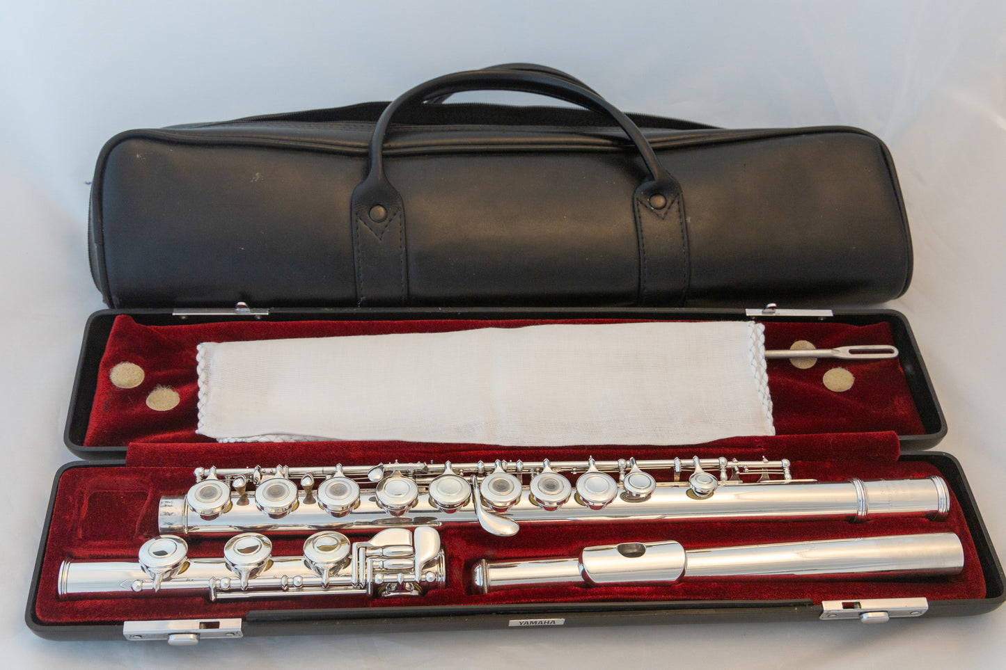 Yamaha YFL-481H All Silver Intermediate Flute *Open-hole *B-foot *Cleaned & Serviced *New Pads