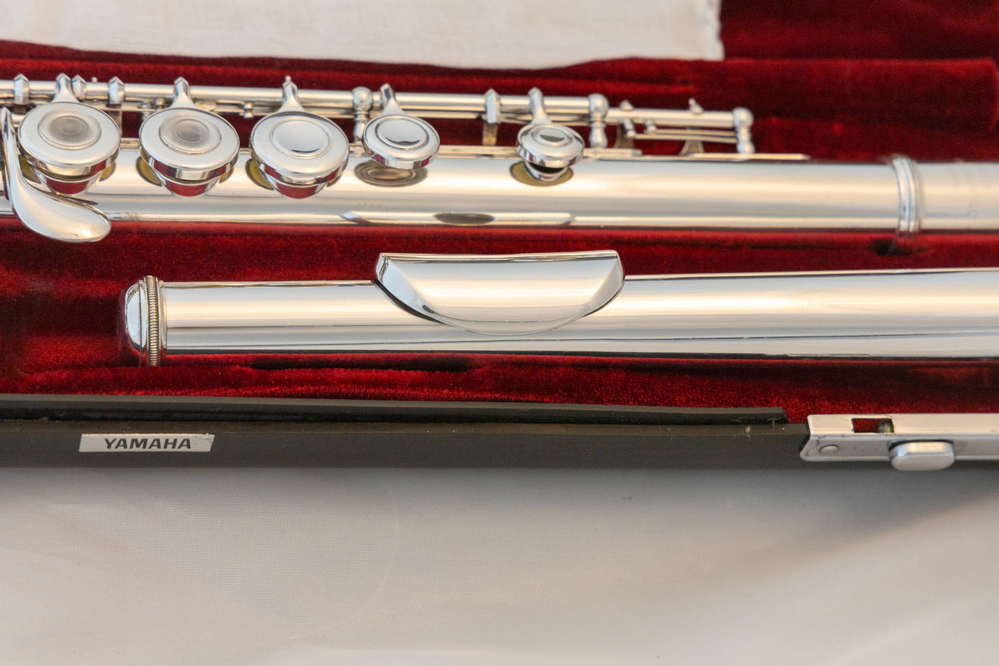 Yamaha YFL-481H All Silver Intermediate Flute *Open-hole *B-foot *Cleaned & Serviced *New Pads