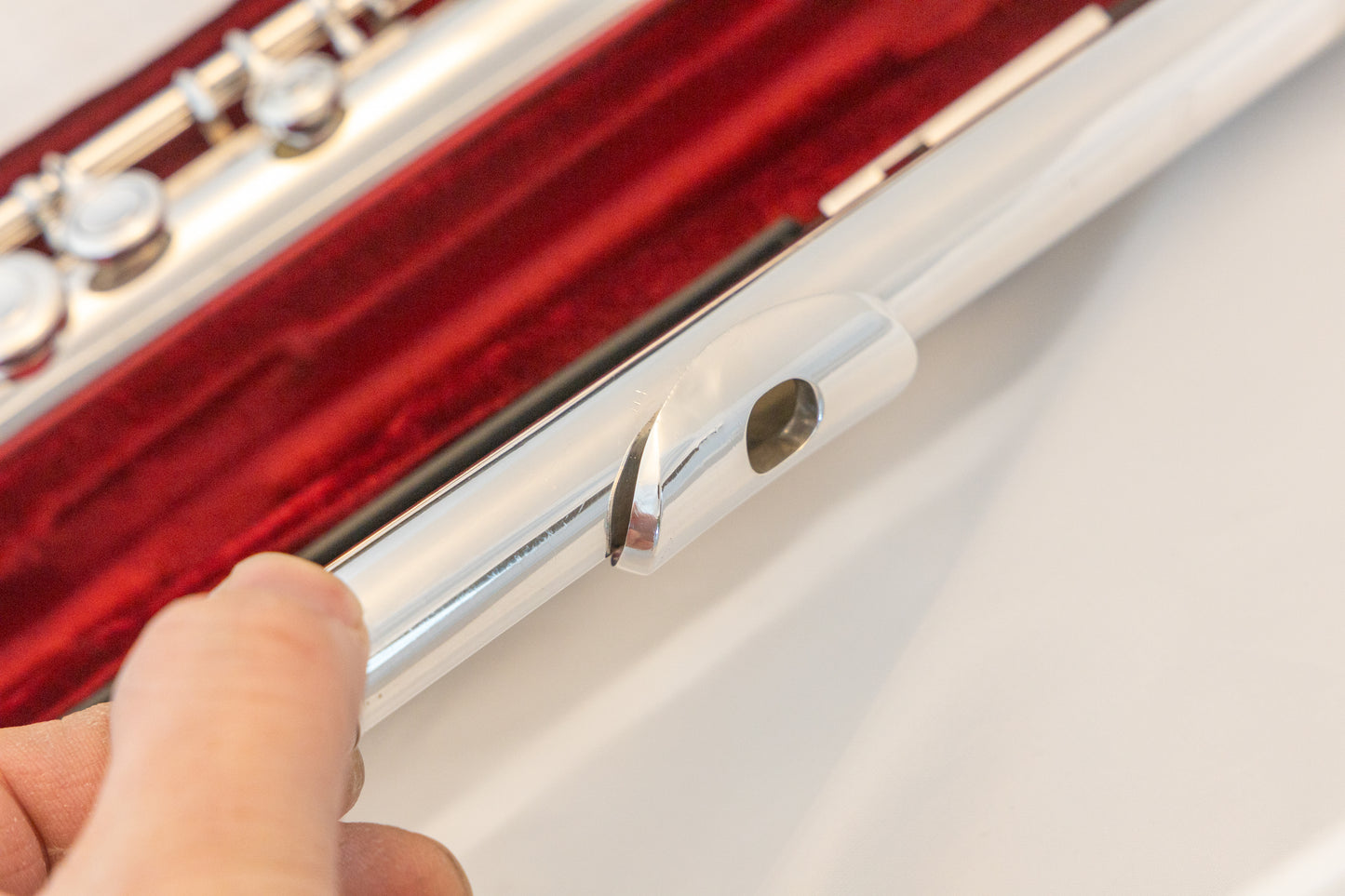 Yamaha YFL-481H All Silver Intermediate Flute *Open-hole *B-foot *Cleaned & Serviced *New Pads