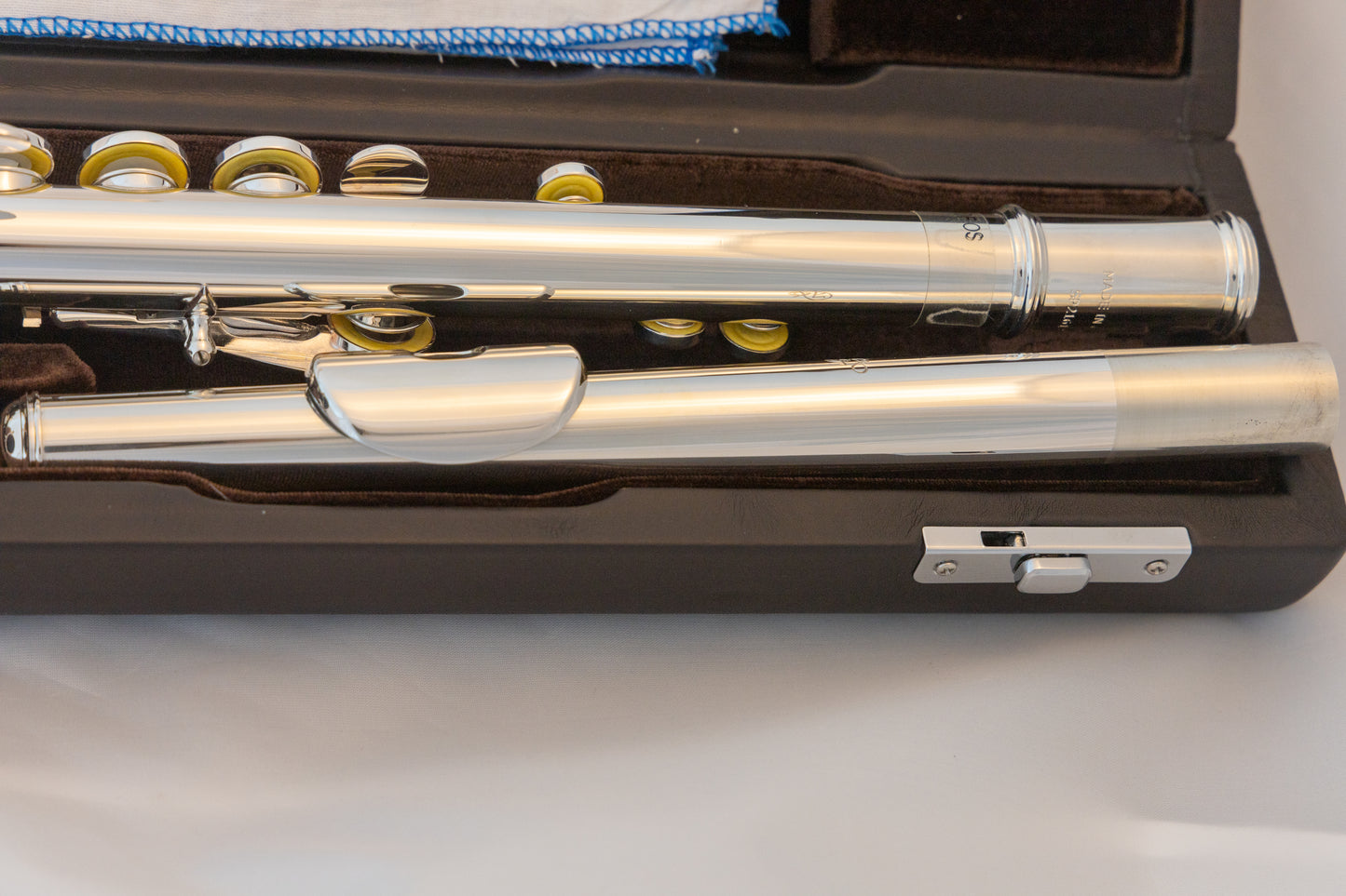 Di Zhao DZ-500 Open-hole Intermediate Flute *Silver headjoint *Low-b foot *Cleaned & Service *Mint