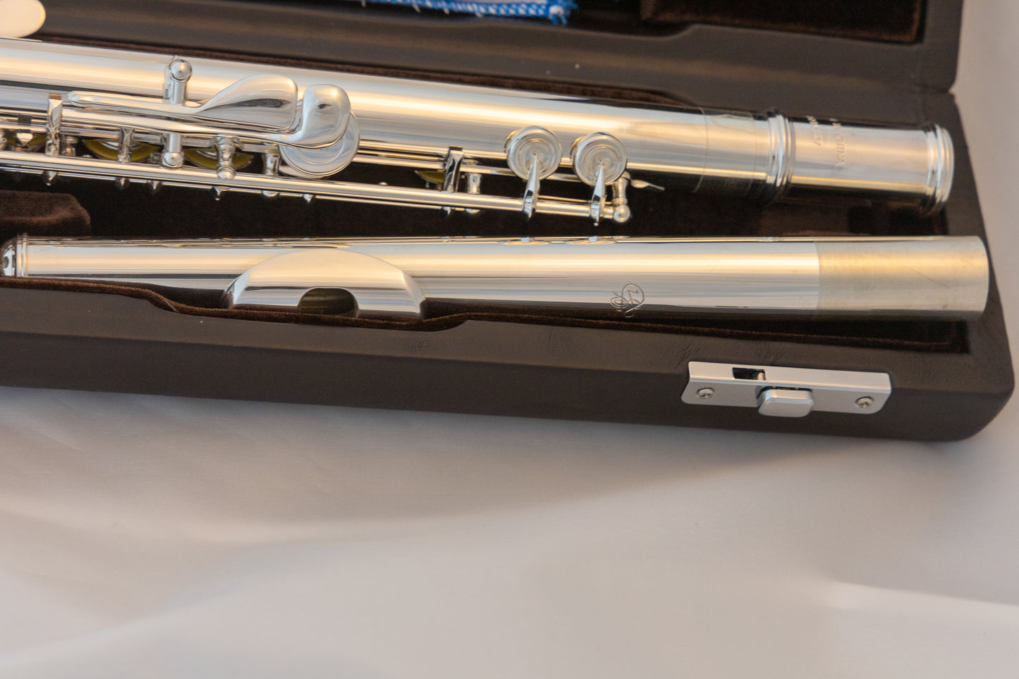 Di Zhao DZ-500 Open-hole Intermediate Flute *Silver headjoint *Low-b foot *Cleaned & Service *Mint