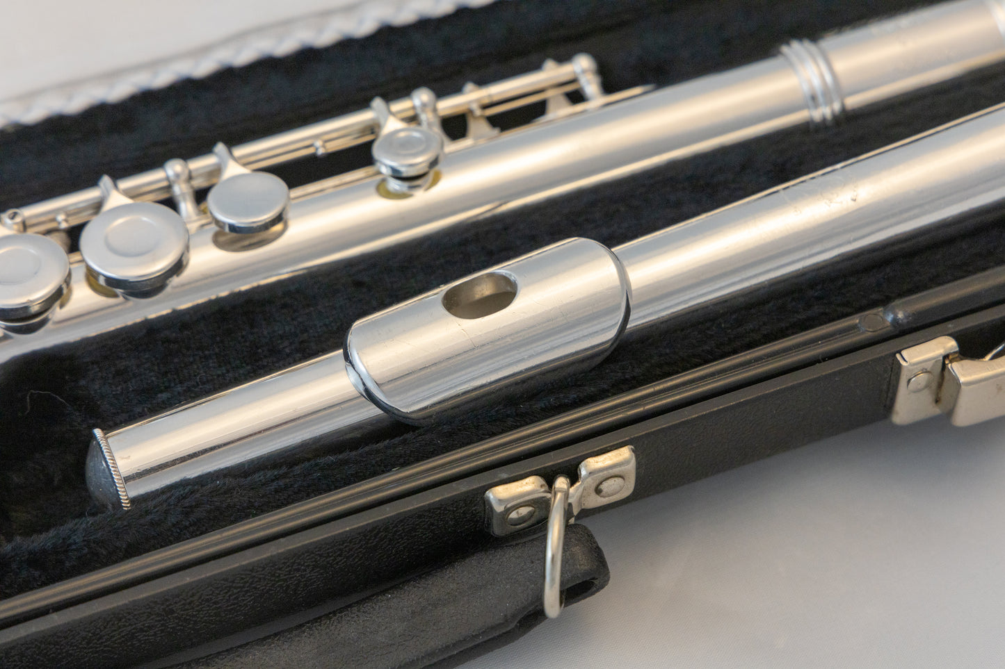 Gemeinhardt 2SP Silver-plated Standard Flute *Cleaned & Serviced *New Pads