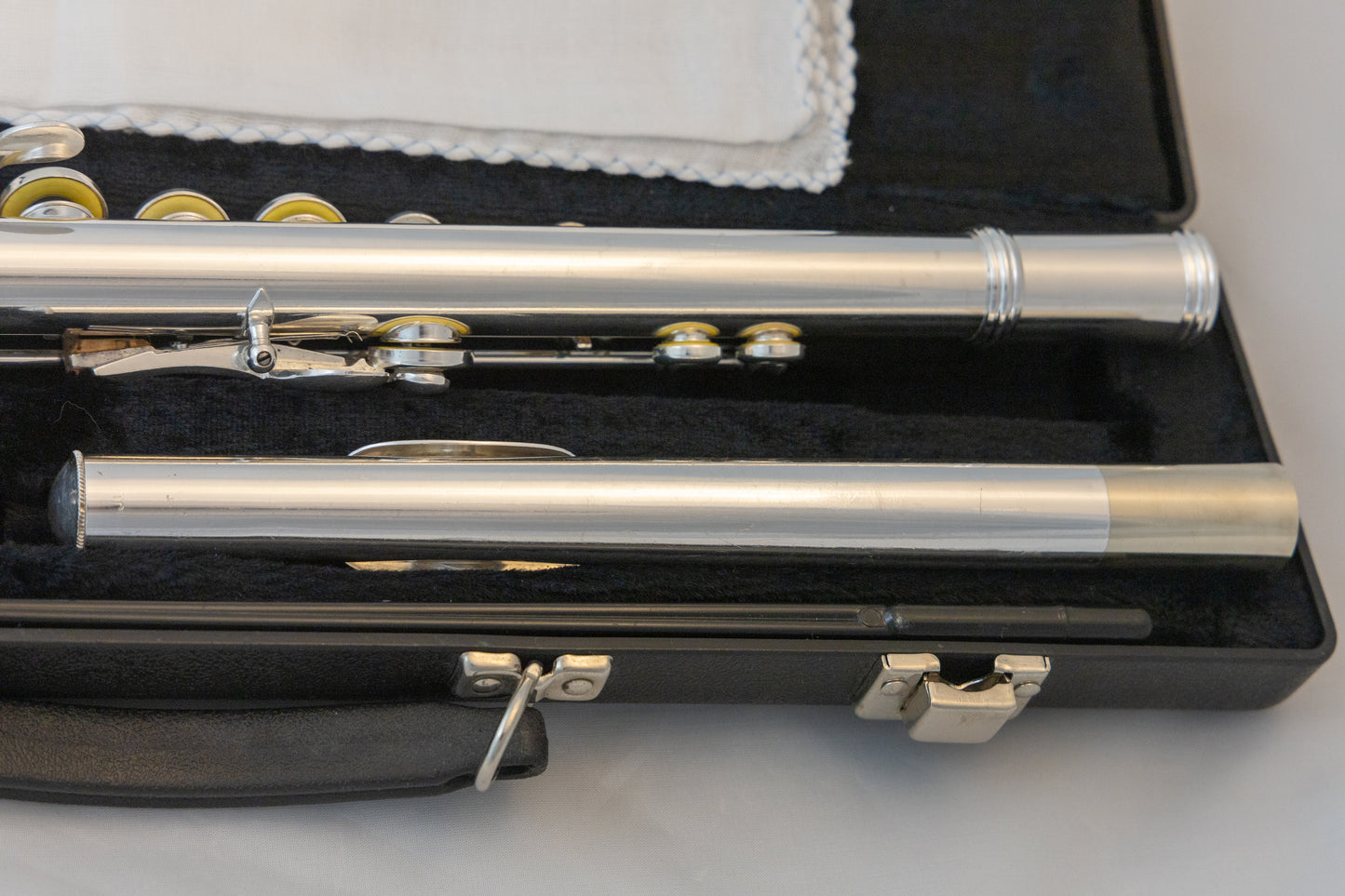 Gemeinhardt 2SP Silver-plated Standard Flute *Cleaned & Serviced *New Pads