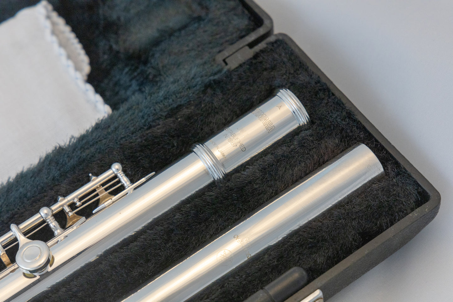 Yamaha YFL-381H Intermediate Open-hole Flute *Silver Headjoint *Made in Japan *Low-B *Cleaned & Serviced *New Pads