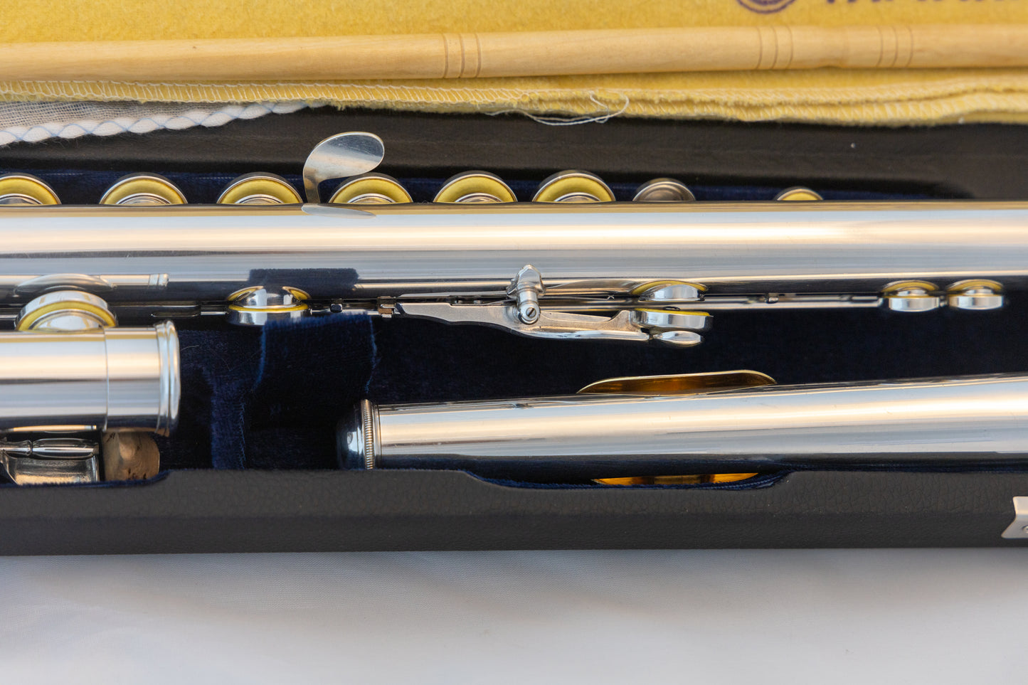 Yamaha YFL-481 II All Silver Intermediate Flute *Open-hole *B-foot *Made in Japan *Overhauled New Pads