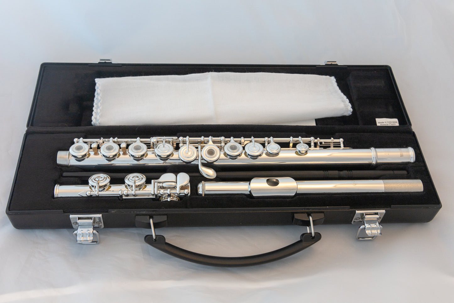 Yamaha YFL-262 Silver-plated Open-hole Intermediate Flute *Cleaned & Serviced *Read to play