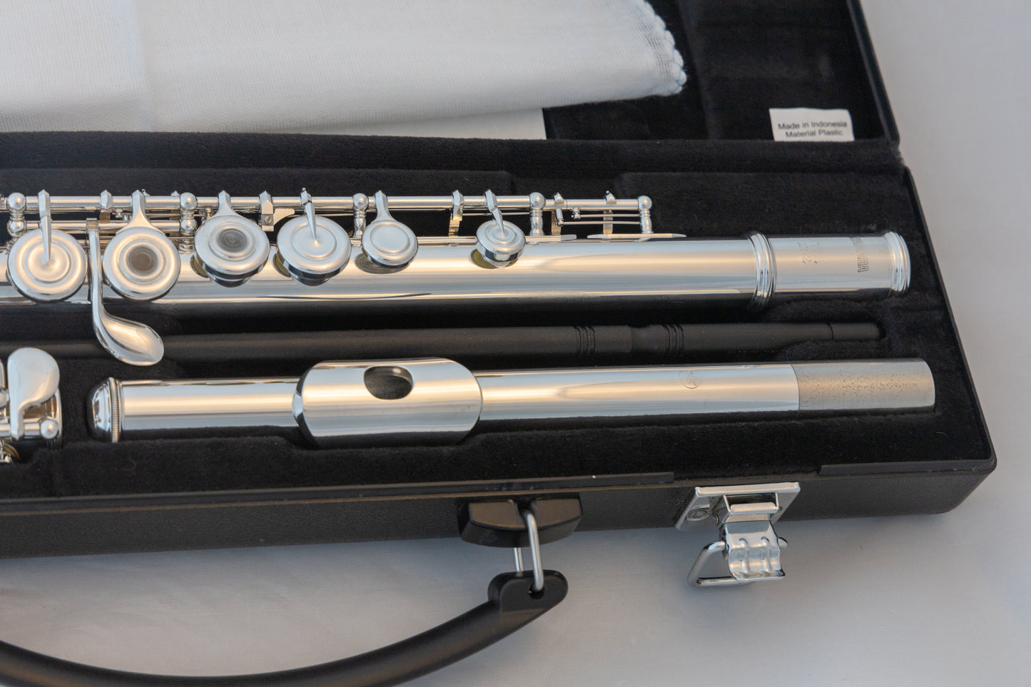 Yamaha YFL-262 Silver-plated Open-hole Intermediate Flute *Cleaned & Serviced *Read to play