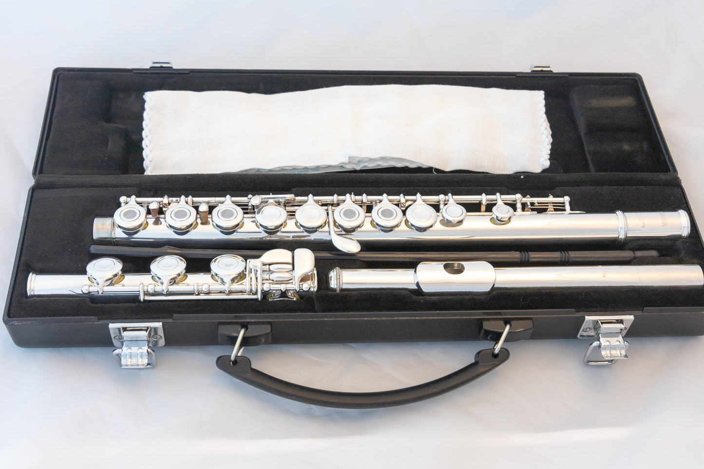 Yamaha YFL-381H Intermediate Open-hole Flute *Silver Head *Low-B *Overhauled New Pads