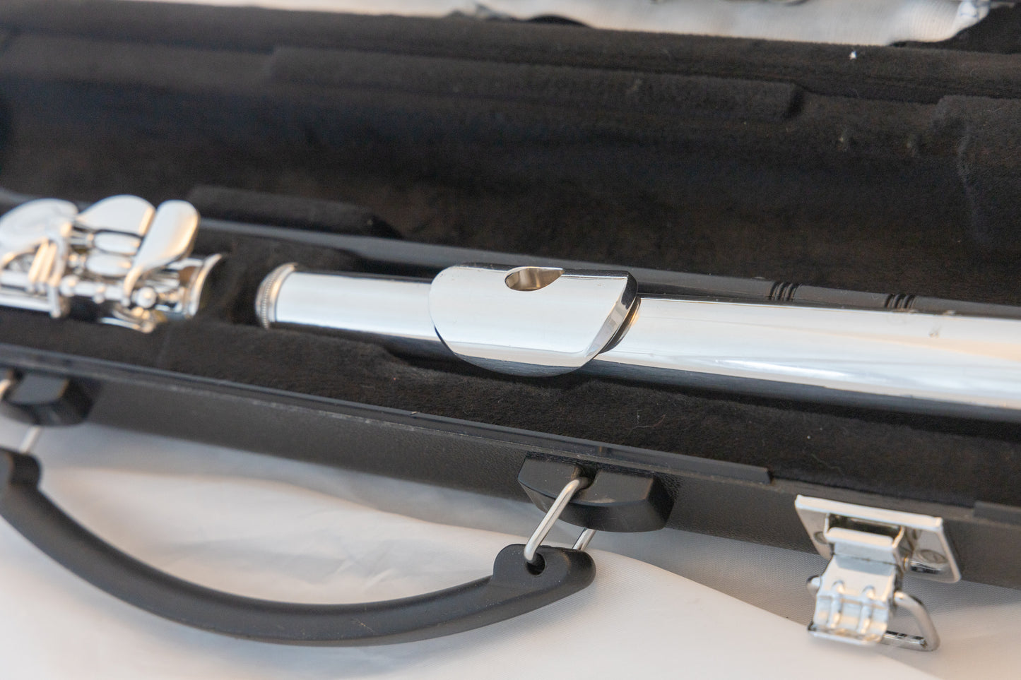 Yamaha YFL-381H Intermediate Open-hole Flute *Silver Head *Low-B *Overhauled New Pads
