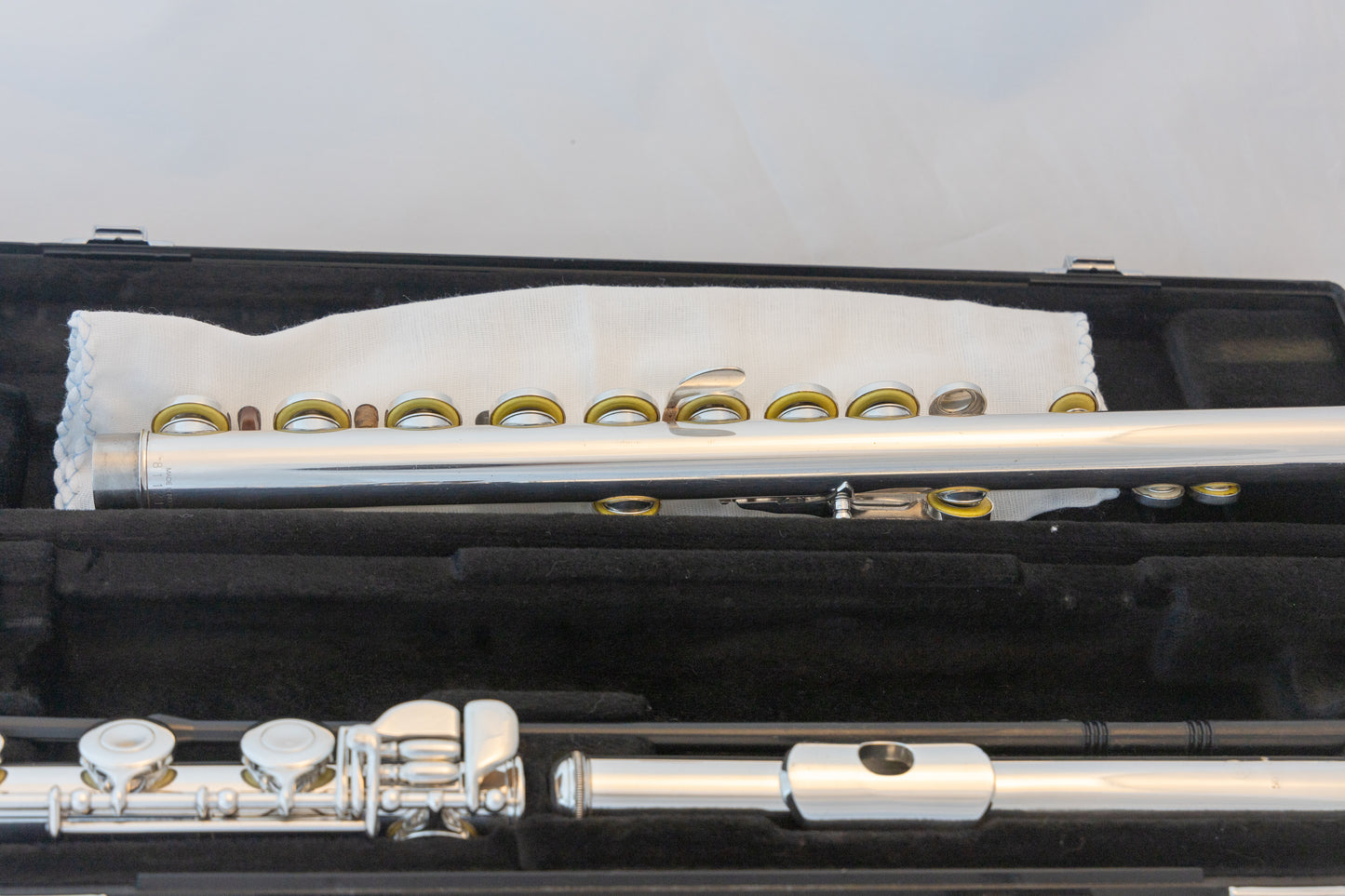 Yamaha YFL-381H Intermediate Open-hole Flute *Silver Head *Low-B *Overhauled New Pads