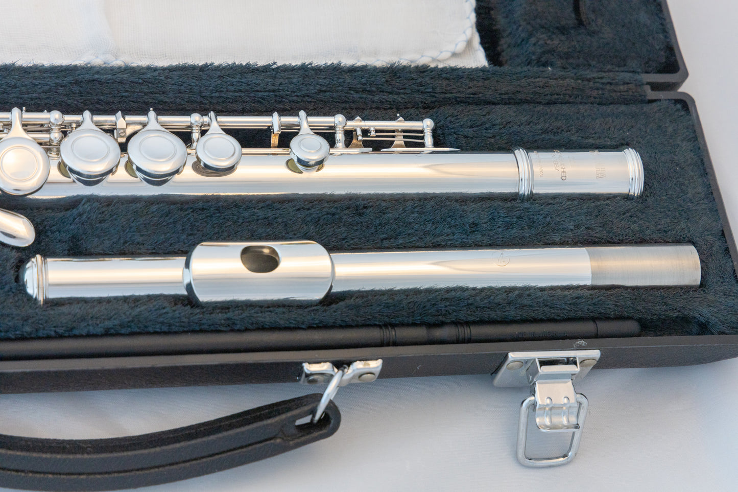 Yamaha YFL-221 Silver-plated Standard Flute *Made in Japan *Cleaned & Serviced *Mint