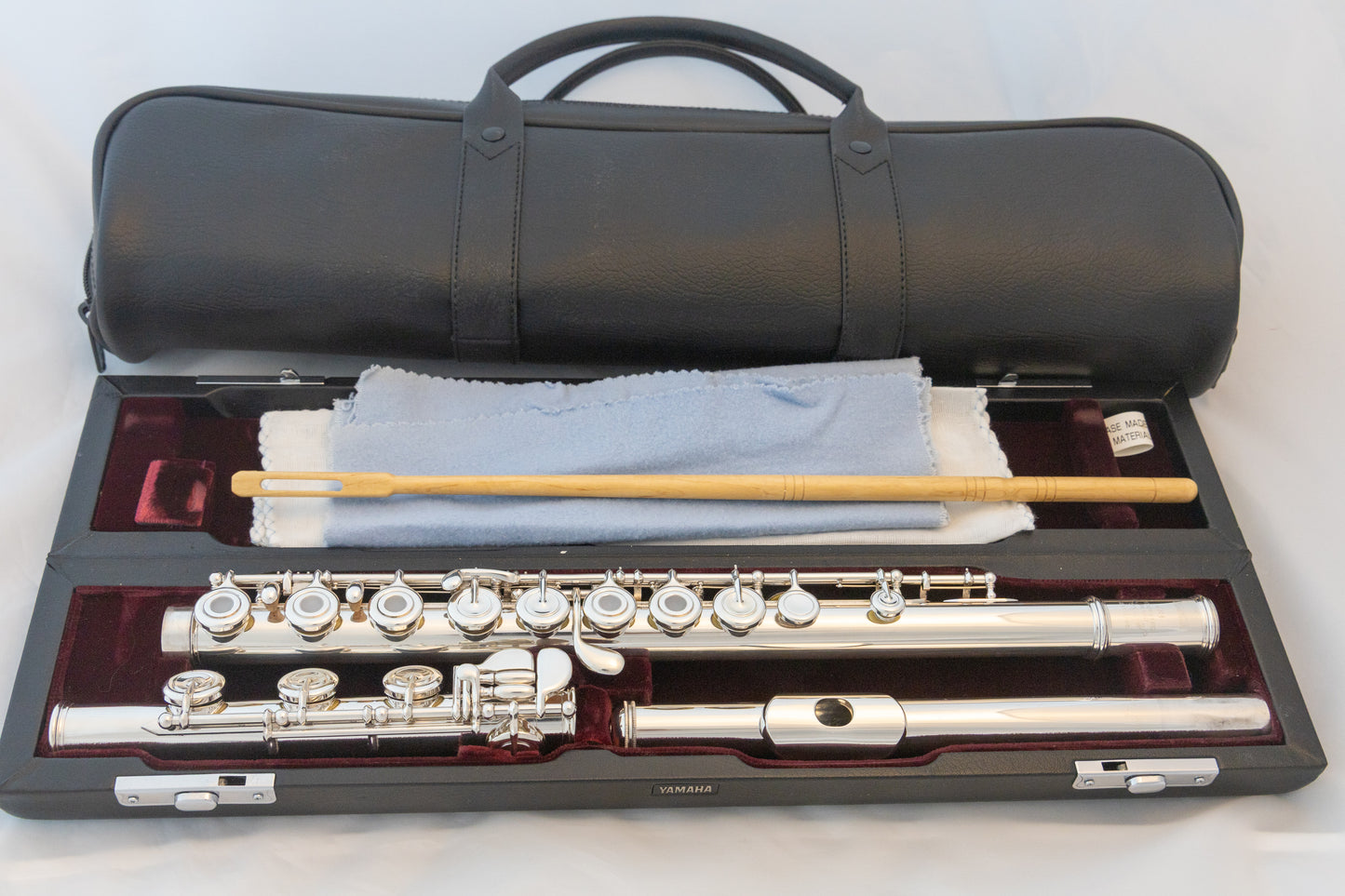 Yamaha YFL-684H All Silver Professional Flute *Open-hole *Inline-G *Low-B *Made in Japan *Cleaned & Serviced