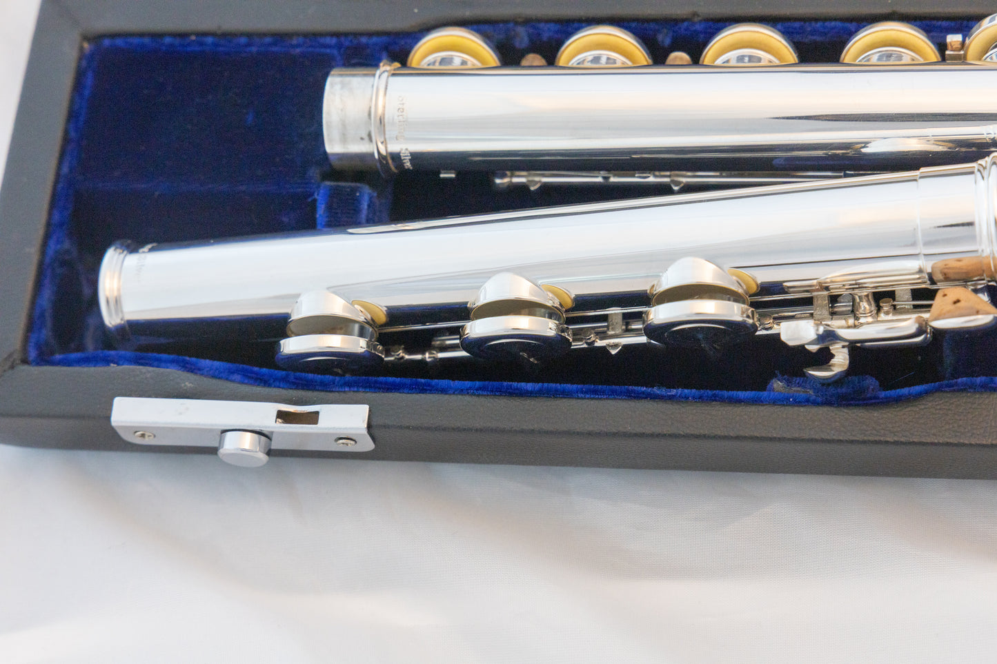Di Zhao DZ-700 All Silver Open-hole Professional Flute *Low-b foot *Split-E *Cleaned & Service