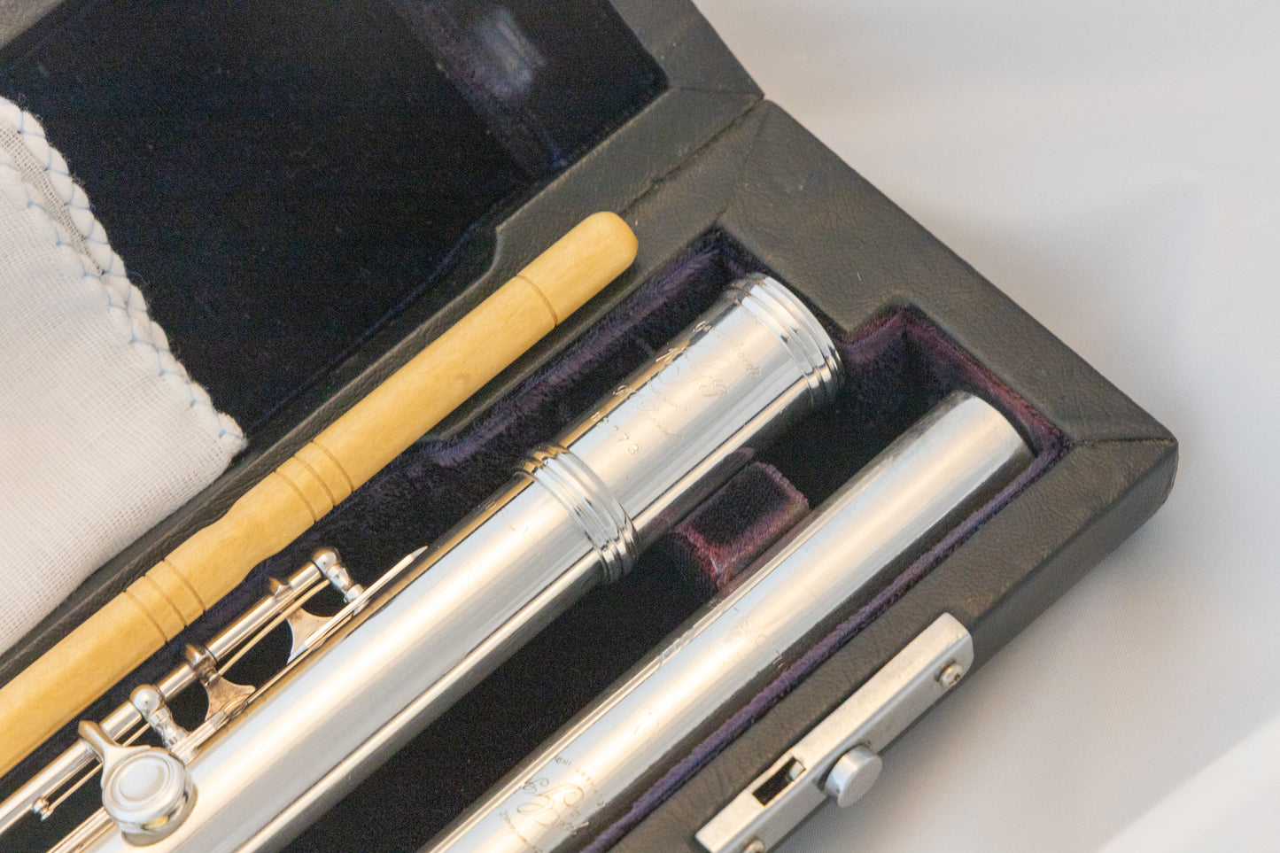 Gemeinhardt KG Special Professional Flute *All Solid Silver *Open-hole *B-Foot *New Pads