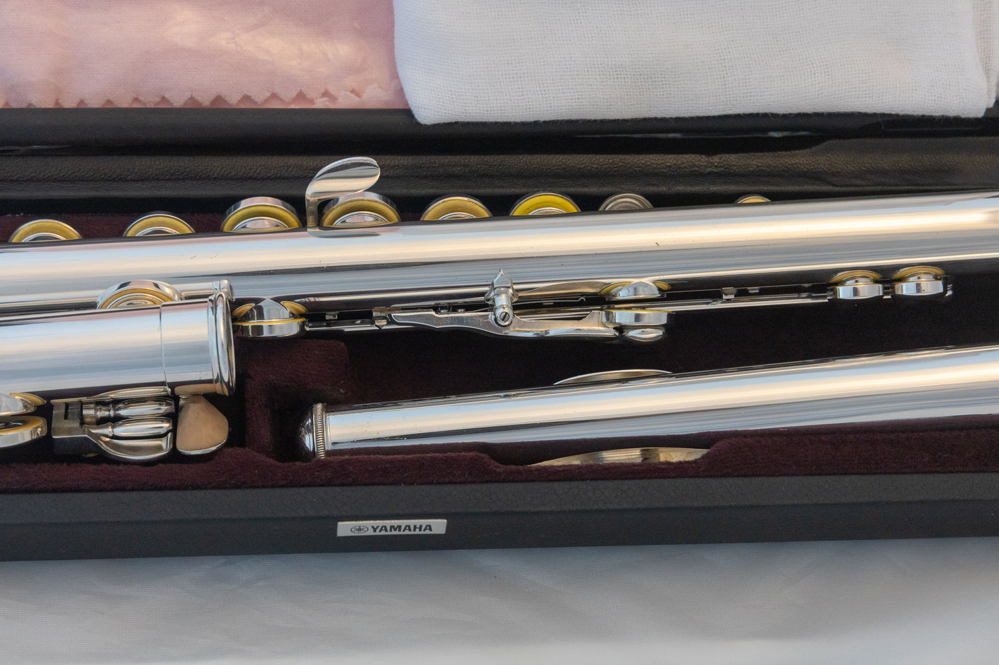 Yamaha YFL-382H Intermediate Open-hole Flute *Silver Headjoint *Low-B *Cleaned & Serviced