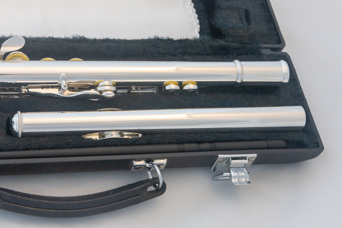 Yamaha YFL-321 Intermediate Flute *Silver Headjoint *Made in Japan *Cleaned & Serviced