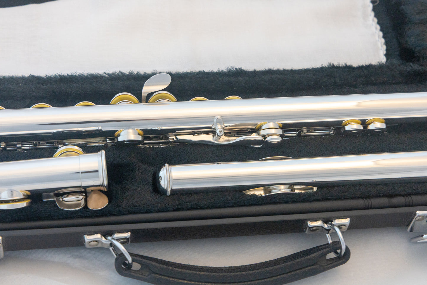 Yamaha YFL-321 Intermediate Flute *Silver Headjoint *Made in Japan *Cleaned & Serviced