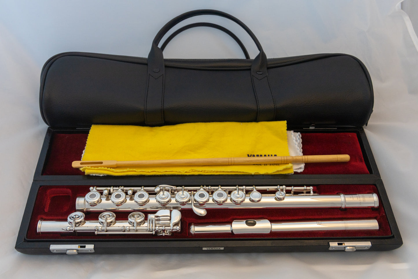 Yamaha YFL-581H (now 687H) Professional Flute All Silver Open-hole *Made in Japan *Cleaned & Serviced