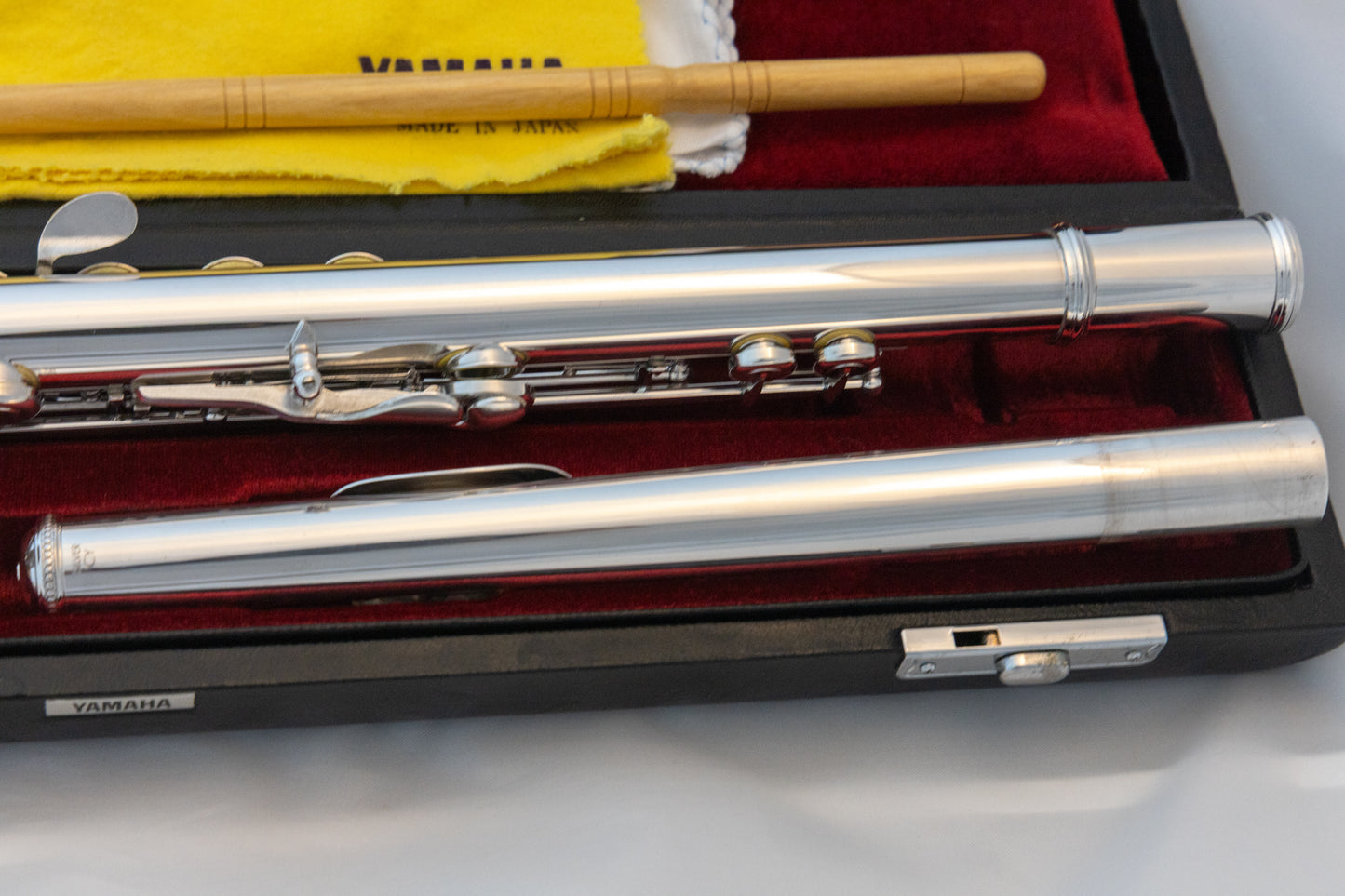 Yamaha YFL-581H (now 687H) Professional Flute All Silver Open-hole *Made in Japan *Cleaned & Serviced