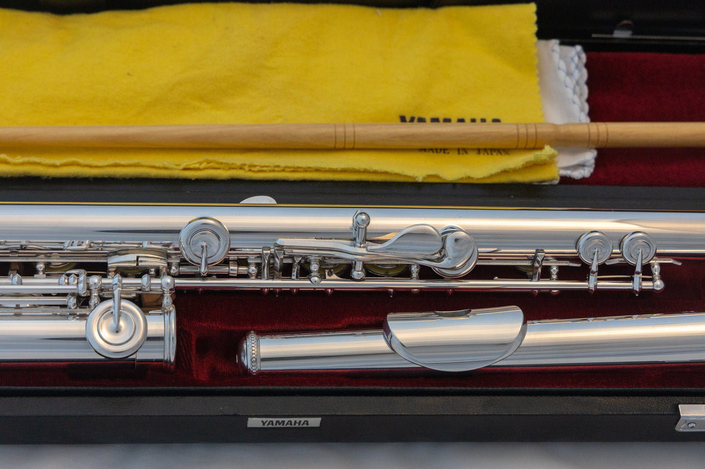 Yamaha YFL-581H (now 687H) Professional Flute All Silver Open-hole *Made in Japan *Cleaned & Serviced