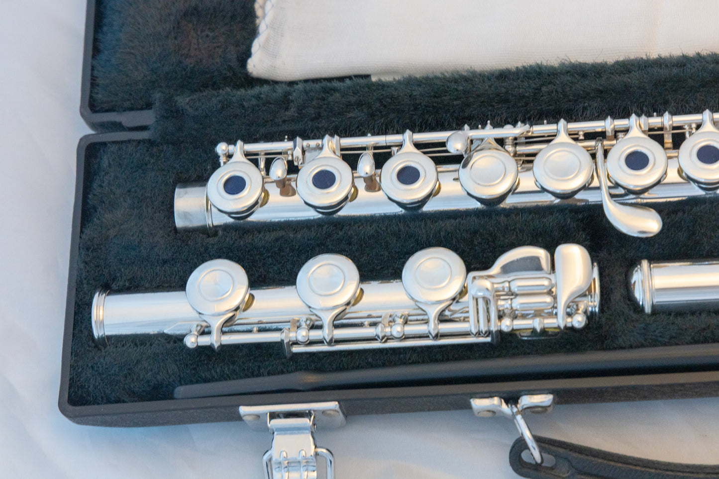 Yamaha YFL-385 II Intermediate Flute *Solid Silver Headjoint *Low-B *Japan Made *Cleaned & Serviced