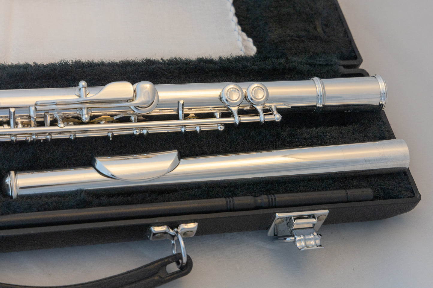 Yamaha YFL-385 II Intermediate Flute *Solid Silver Headjoint *Low-B *Japan Made *Cleaned & Serviced