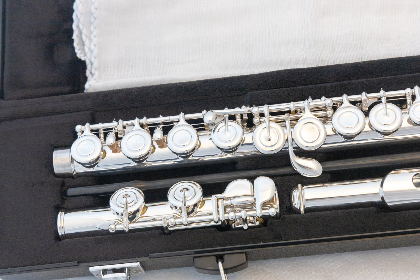 Yamaha YFL-222 Standard Silver-plated Flute *Cleaned & Serviced *Ready to play