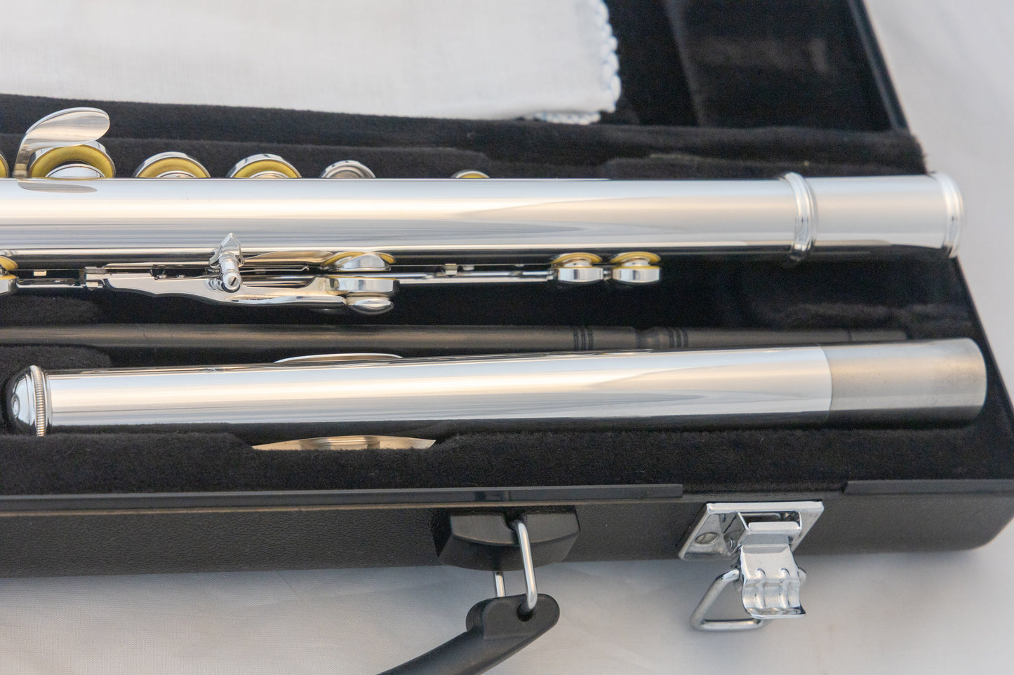 Yamaha YFL-222 Standard Silver-plated Flute *Cleaned & Serviced *Ready to play