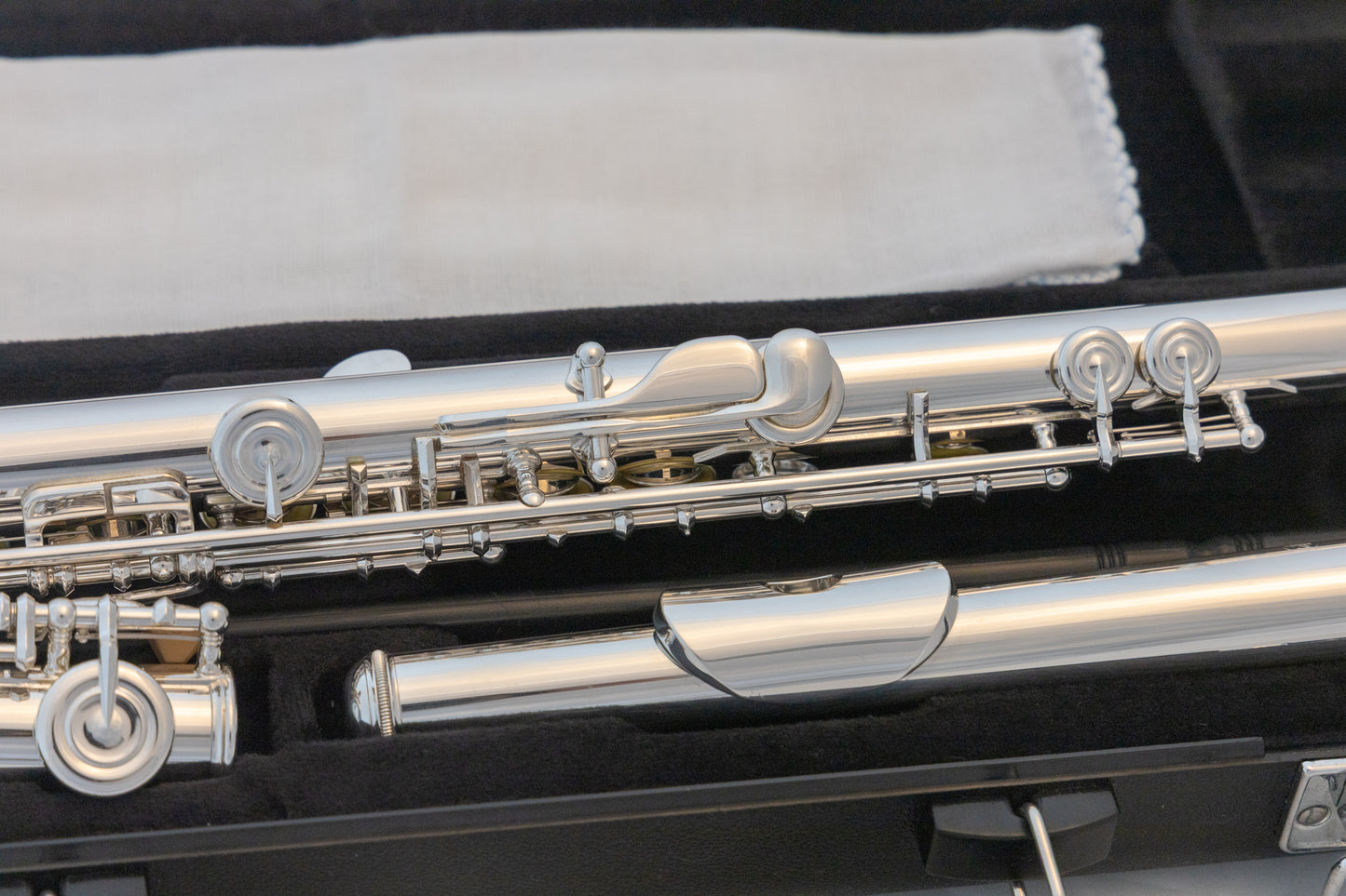 Yamaha YFL-222 Standard Silver-plated Flute *Cleaned & Serviced *Ready to play
