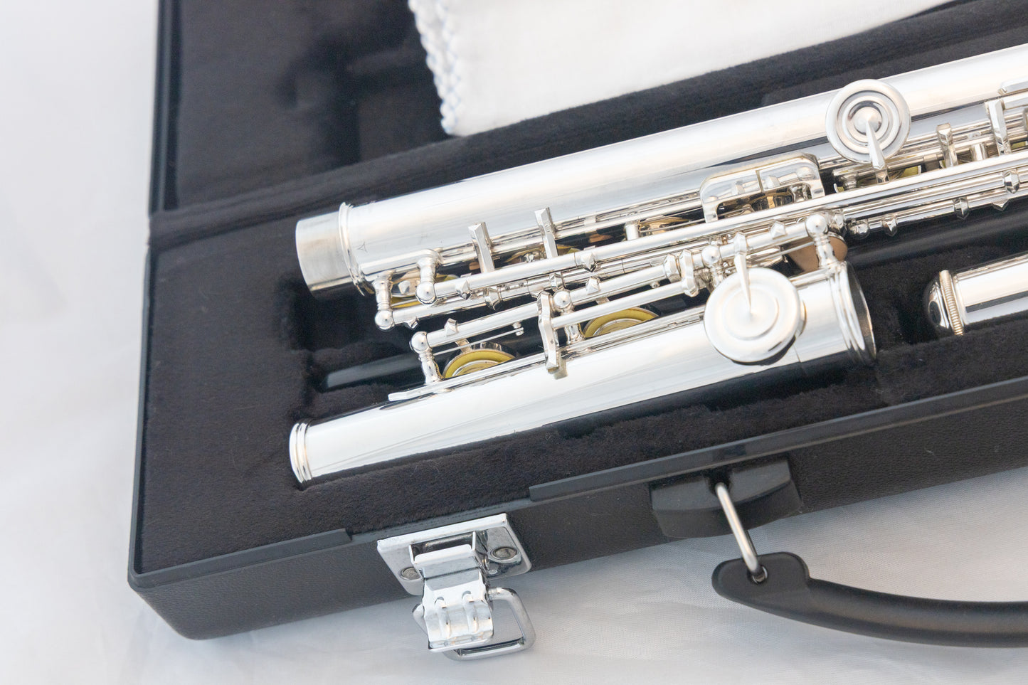 Yamaha YFL-222 Standard Silver-plated Flute *Cleaned & Serviced *Ready to play *Mint