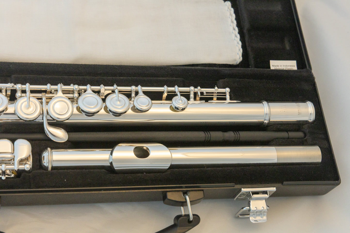 Yamaha YFL-222 Standard Silver-plated Flute *Cleaned & Serviced *Ready to play *Mint