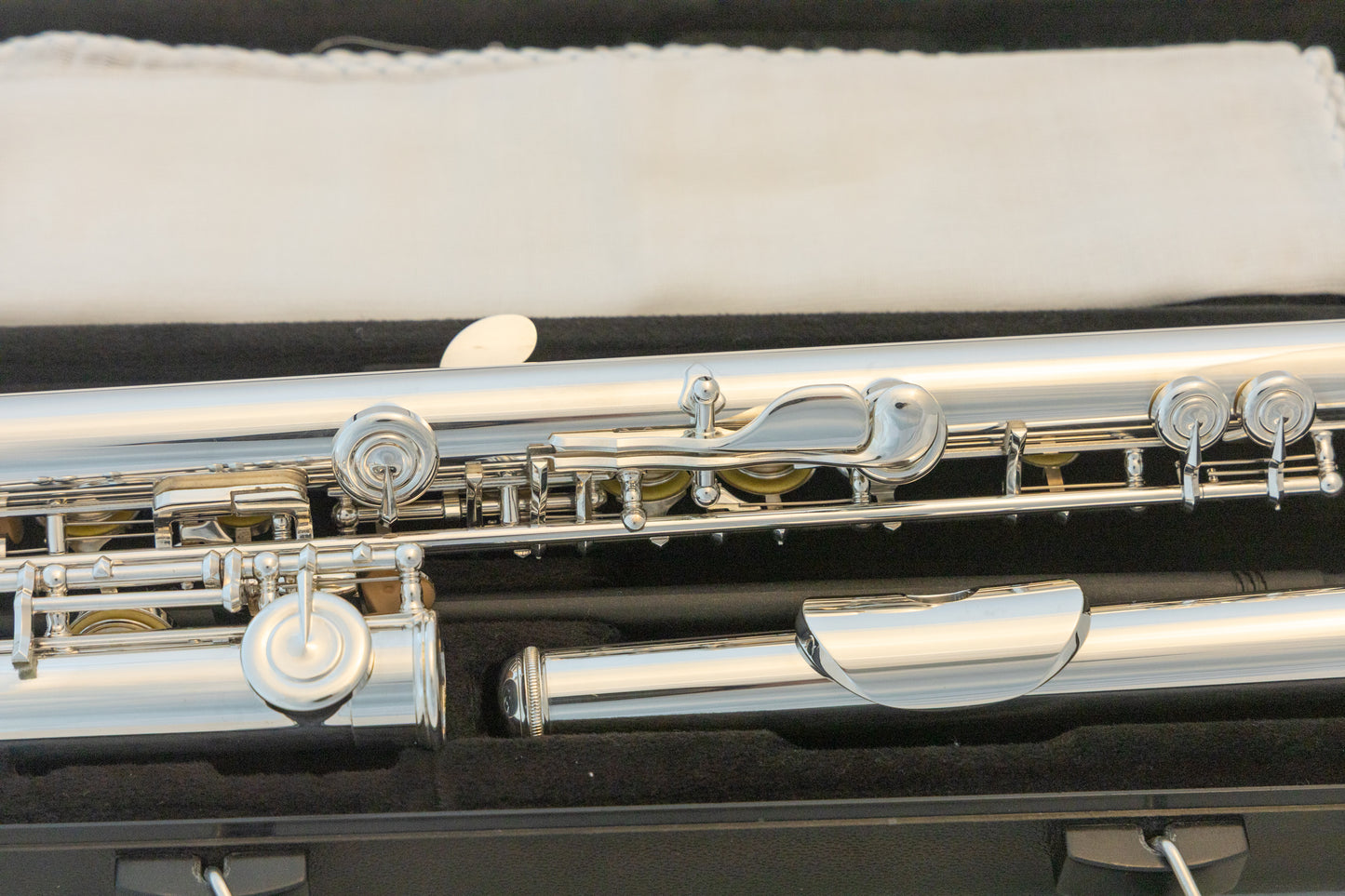 Yamaha YFL-222 Standard Silver-plated Flute *Cleaned & Serviced *Ready to play *Mint