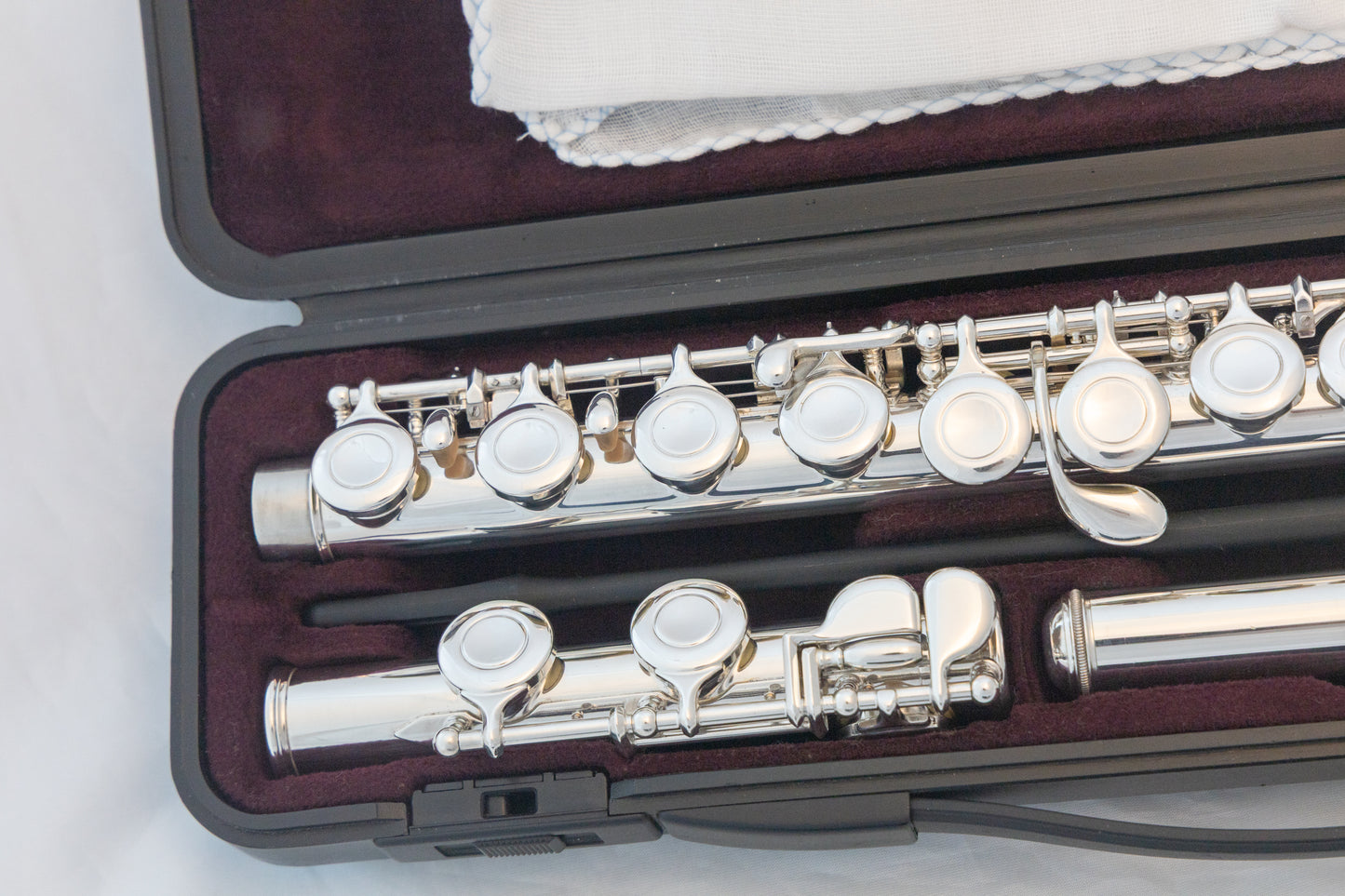 Yamaha YFL-221 Silver-plated Standard Flute *Made in Japan *Cleaned & Serviced