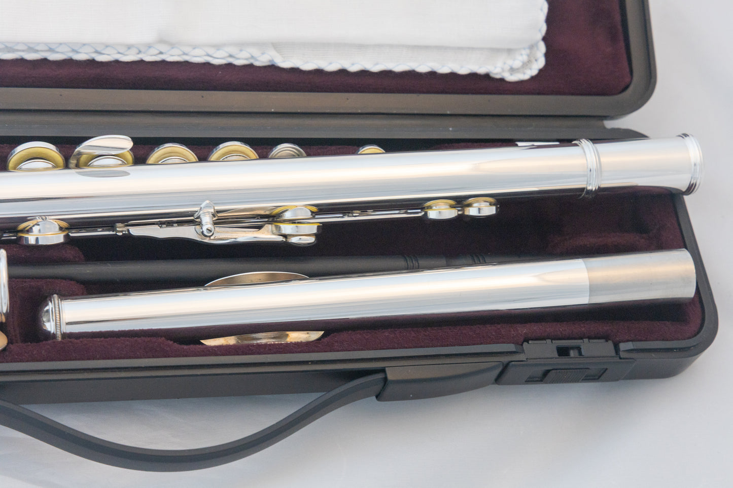 Yamaha YFL-221 Silver-plated Standard Flute *Made in Japan *Cleaned & Serviced