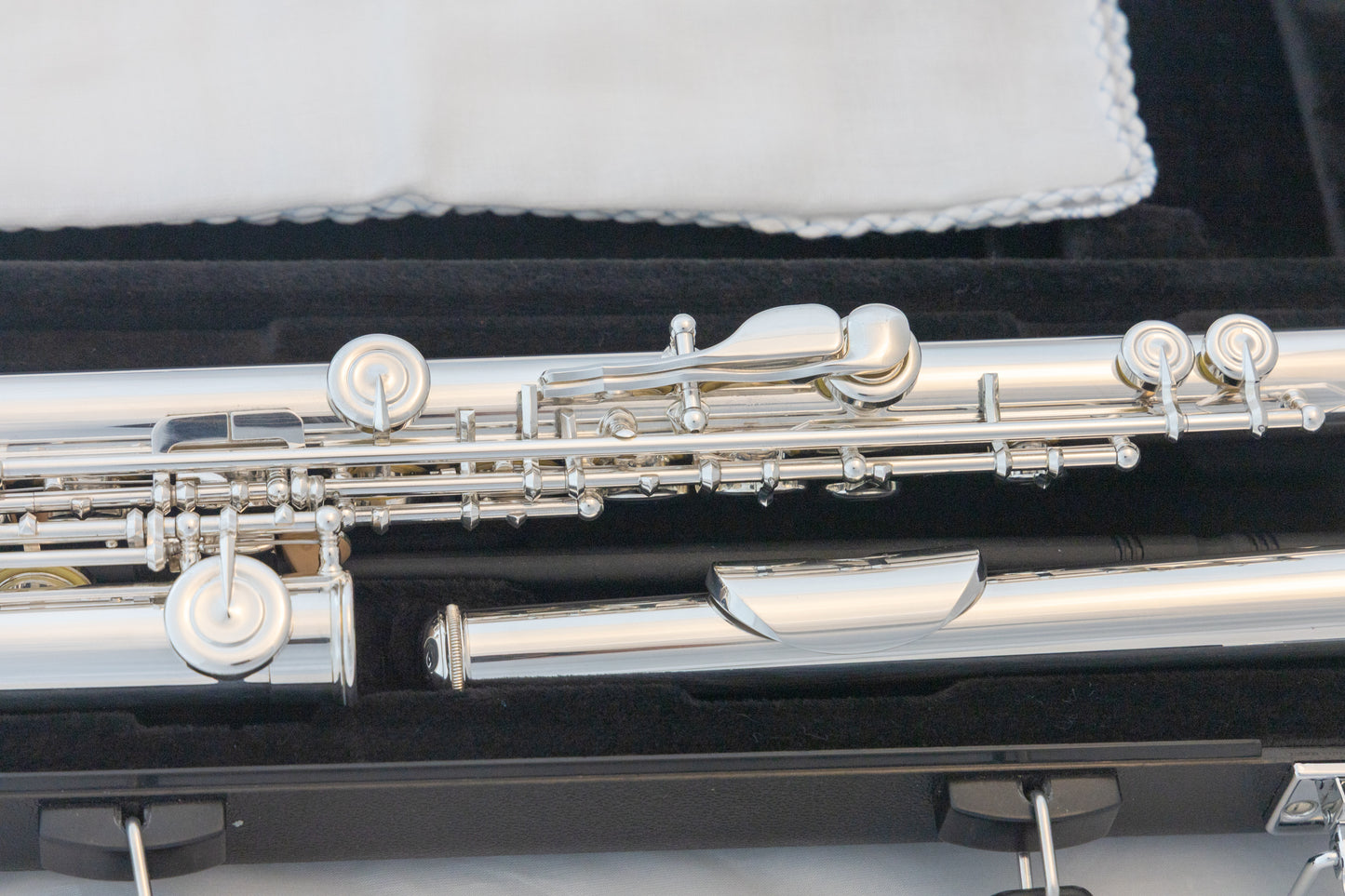 Yamaha YFL-222 Standard Silver-plated Flute *Cleaned & Serviced *Ready to play