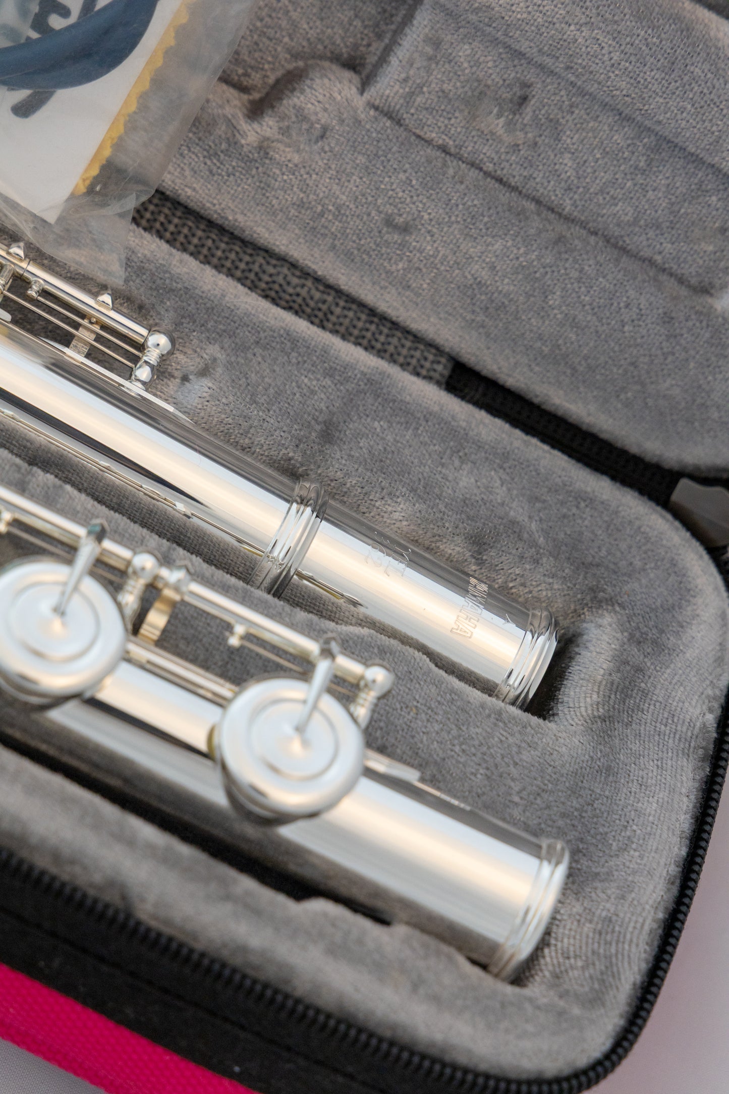 Yamaha YFL-362H Intermediate Flute *Open-hole *Silver headjoint *Low-B *Cleaned & Serviced