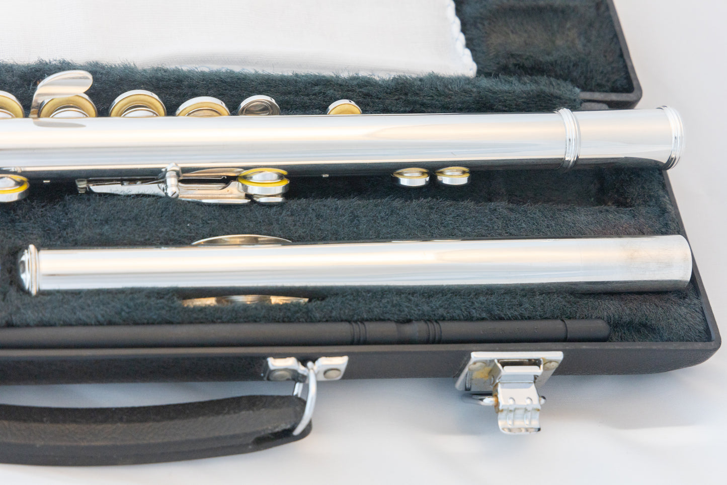 Yamaha YFL-381H Intermediate Open-hole Flute Silver Head Low-B *Made in Japan *Cleaned & Serviced #649638