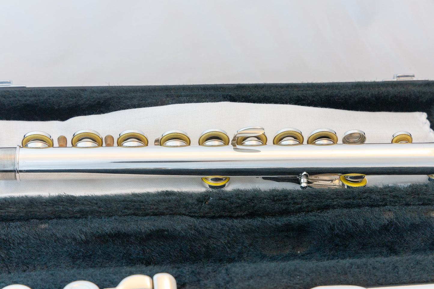 Yamaha YFL-381H Intermediate Open-hole Flute Silver Head Low-B *Made in Japan *Cleaned & Serviced #649638