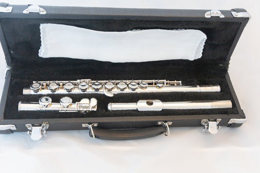 Yamaha YFL-281 Open-Hole Intermediate Flute *Cleaned & Serviced #972338