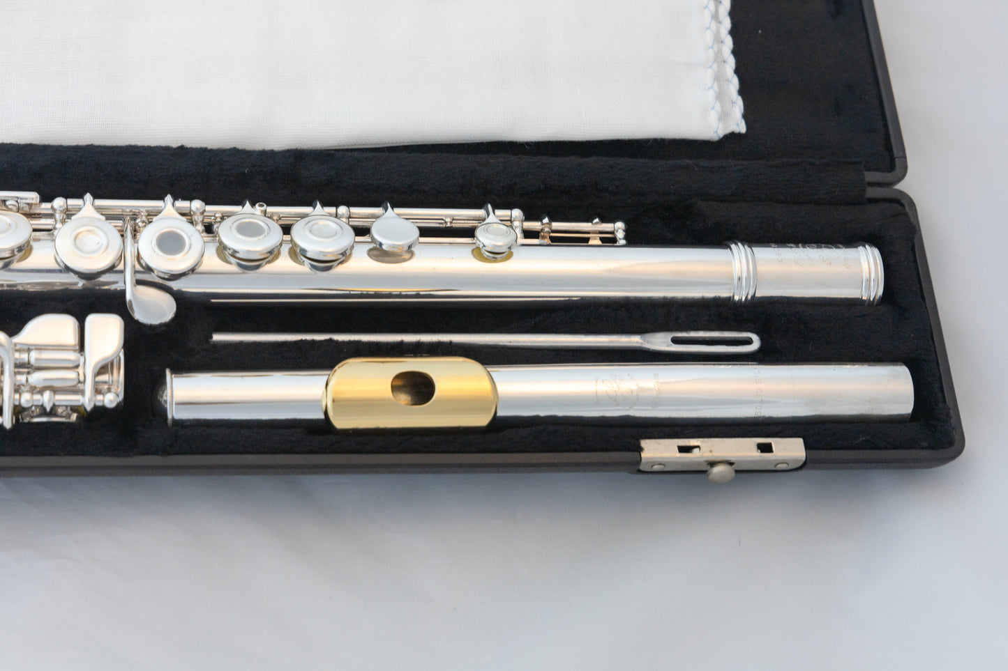 Gemeinhardt 3B Limited Intermediate Flute *Solid Silver Headjoin, Low-B Foot, Offset-G *Cleaned & Serviced *New Pads