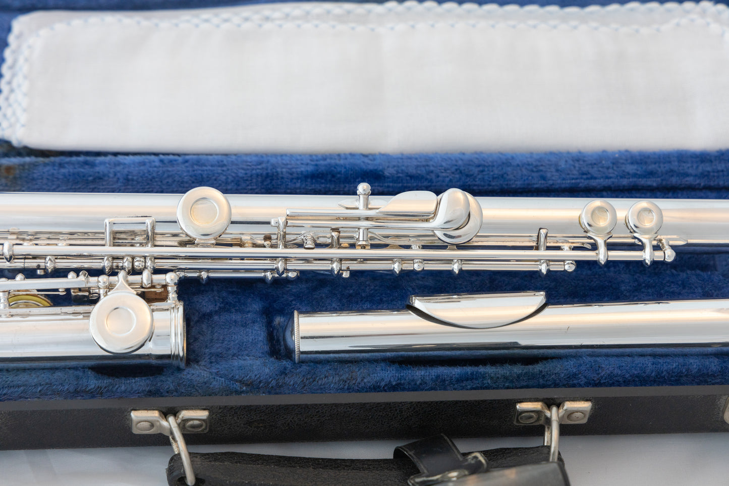 Gemeinhardt 2SP Silver-plated Standard Flute *Cleaned & Serviced *New Pads