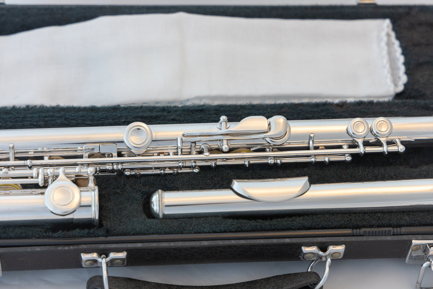 Yamaha YFL-225S II Silver-plated Student Flute *Made in Japan *New Pads *Cleaned & Serviced #380660